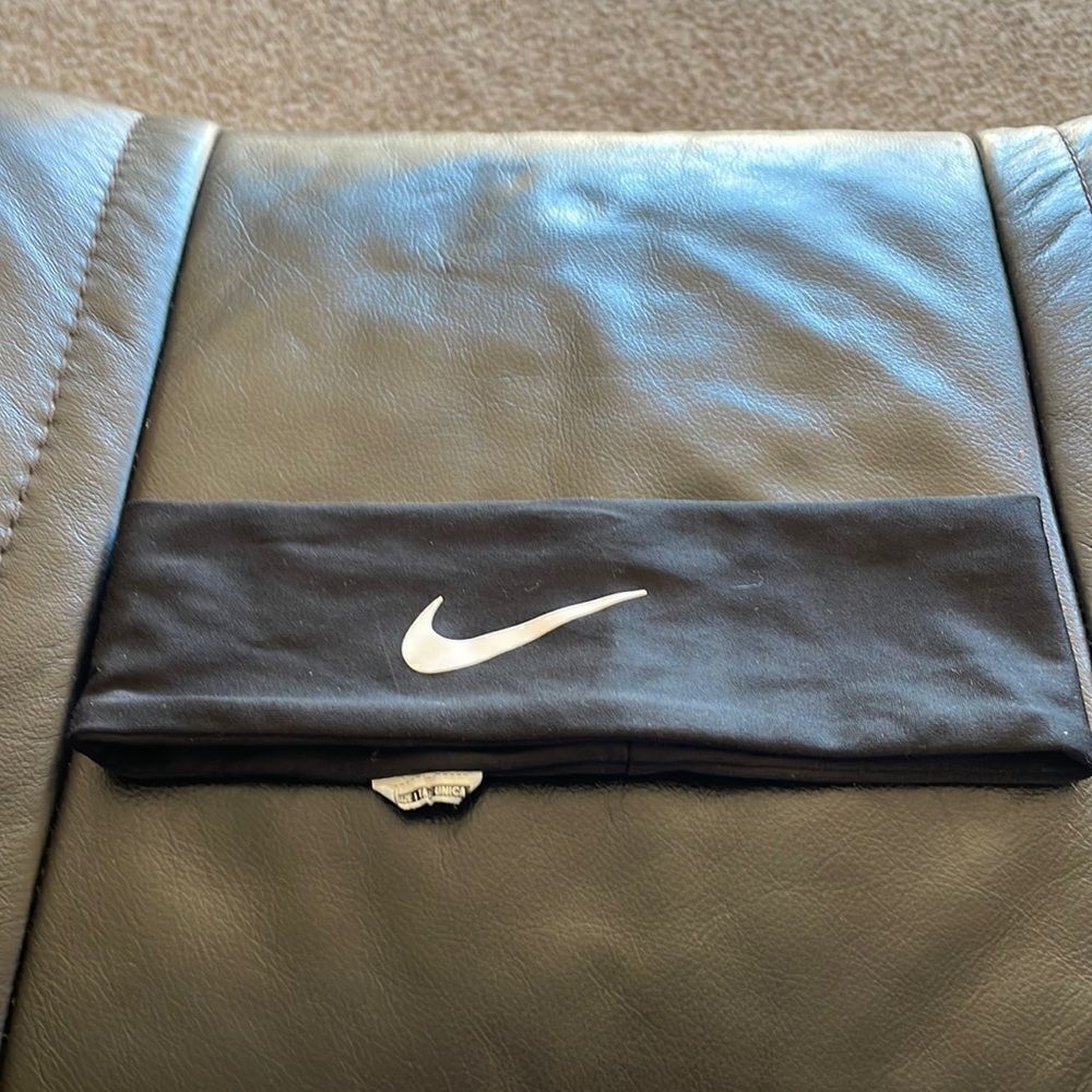 NIKE kids black headband